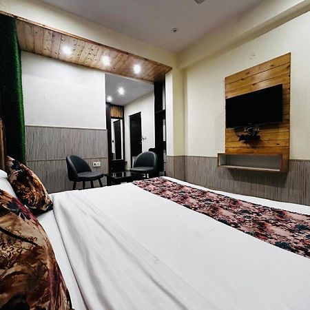 Hangout Inn Bhāgalpur Extérieur photo